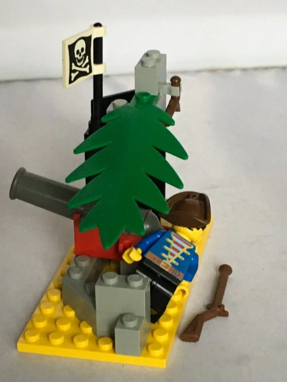 Pirates‎ LEGO Pirates I Battle Cove (1492)